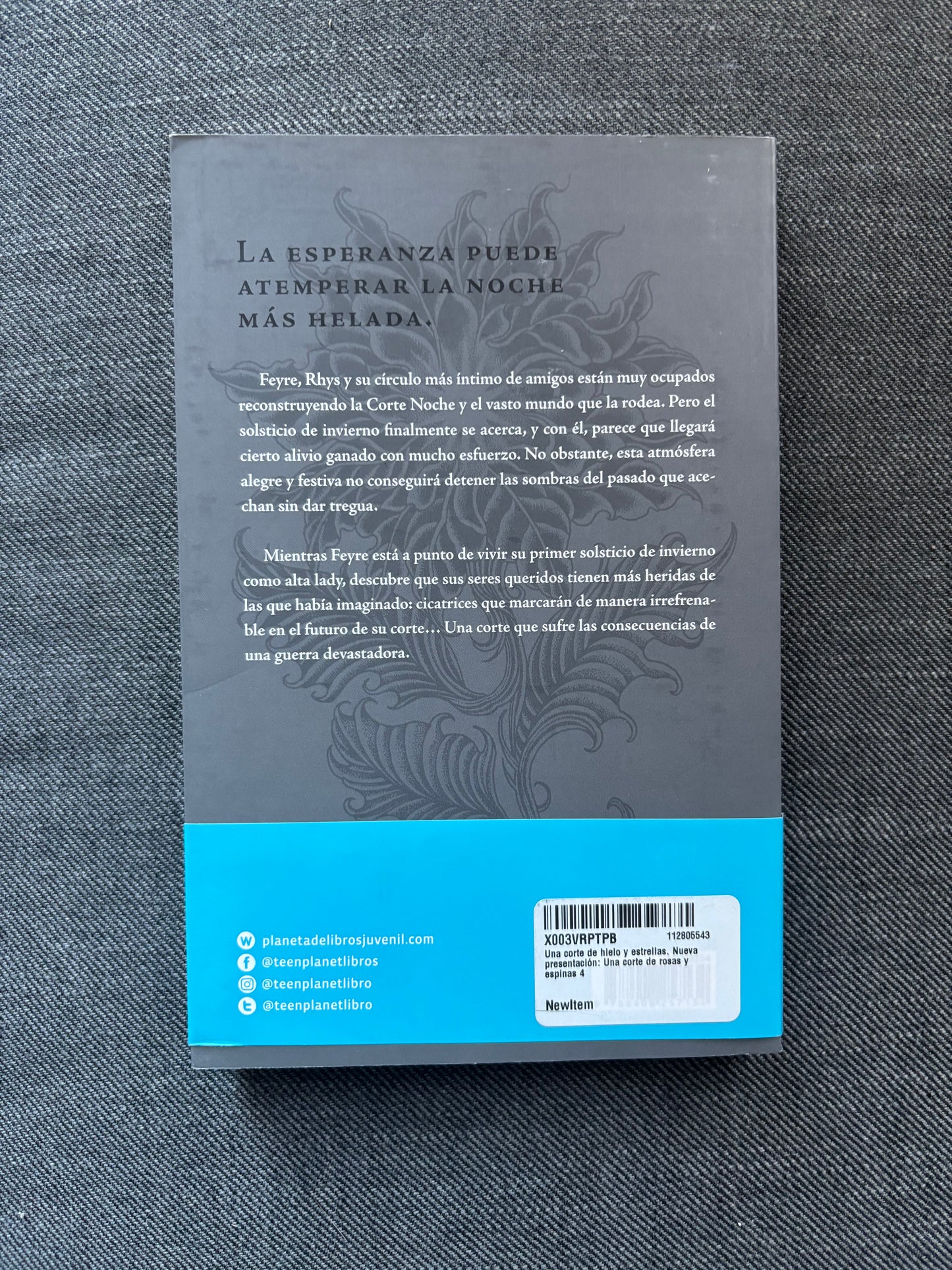 Una corte de hielo y estrellas - Sarah J Maas